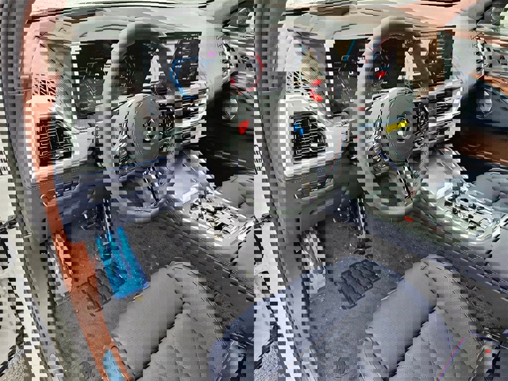 New 2026 BMW XM Label Red w/ M Driver's Package image 9