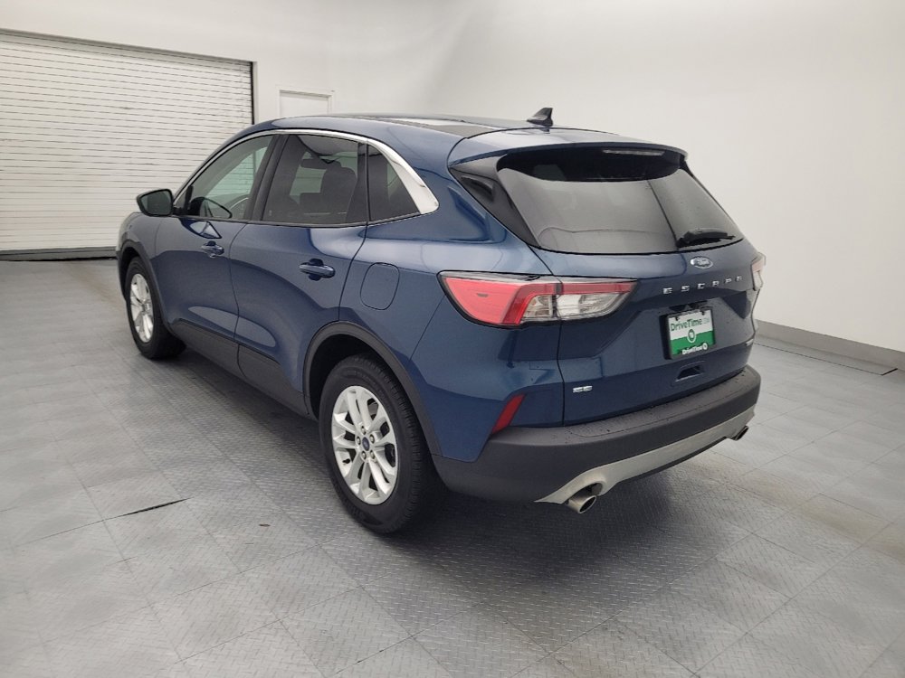 Used 2020 Ford Escape SE image 5