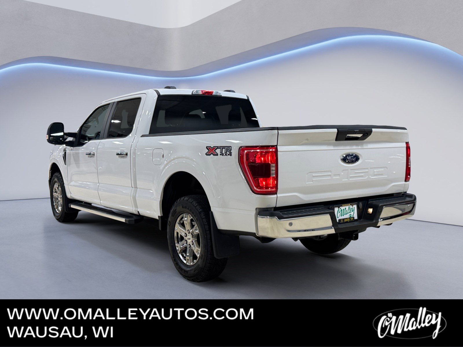 Used 2023 Ford F150 XLT w/ XTR Package AWD/4WD image 3