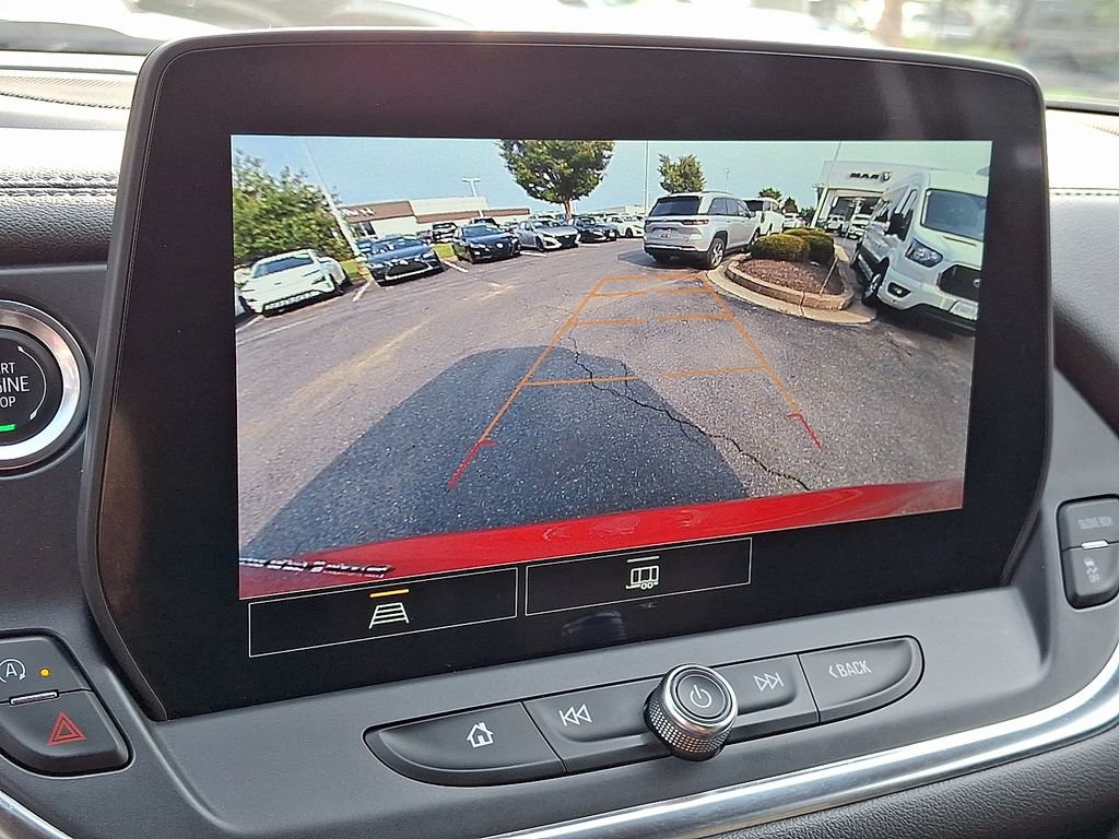 Used 2025 Chevrolet Blazer LT AWD/4WD image 17