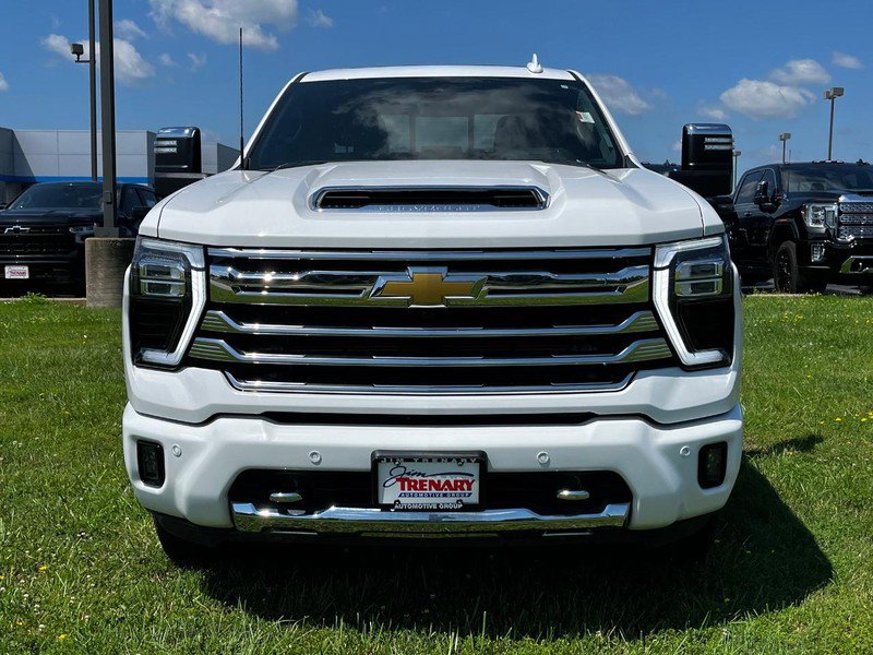 Used 2024 Chevrolet Silverado 2500 High Country w/ Technology Package image 9