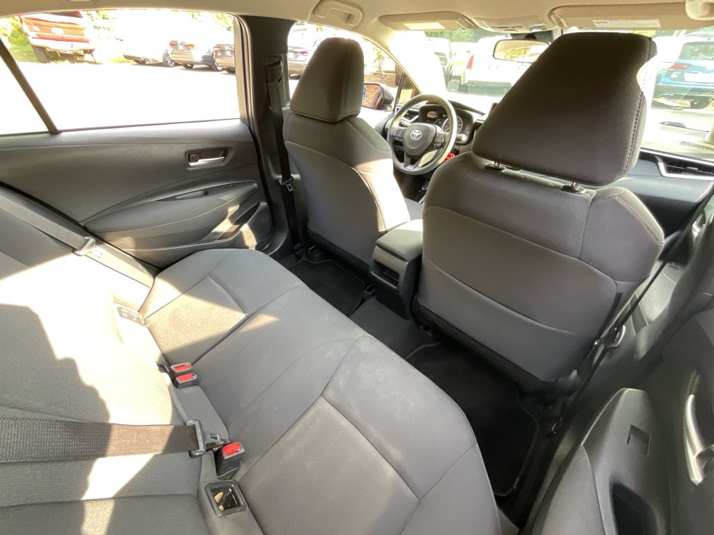 Used 2021 Toyota Corolla LE image 31