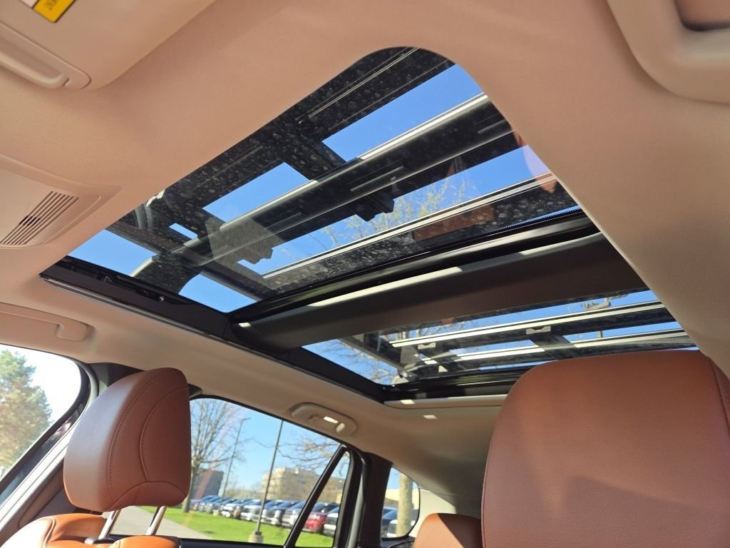 Used 2019 MAZDA CX-5 Touring image 3