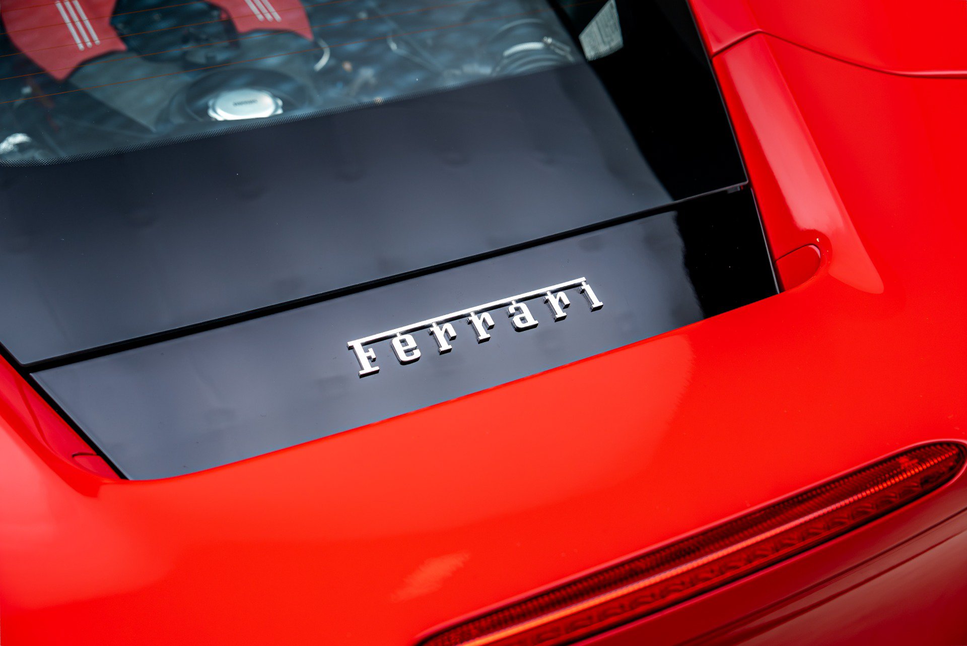 Used 2018 Ferrari 488 GTB RWD image 28