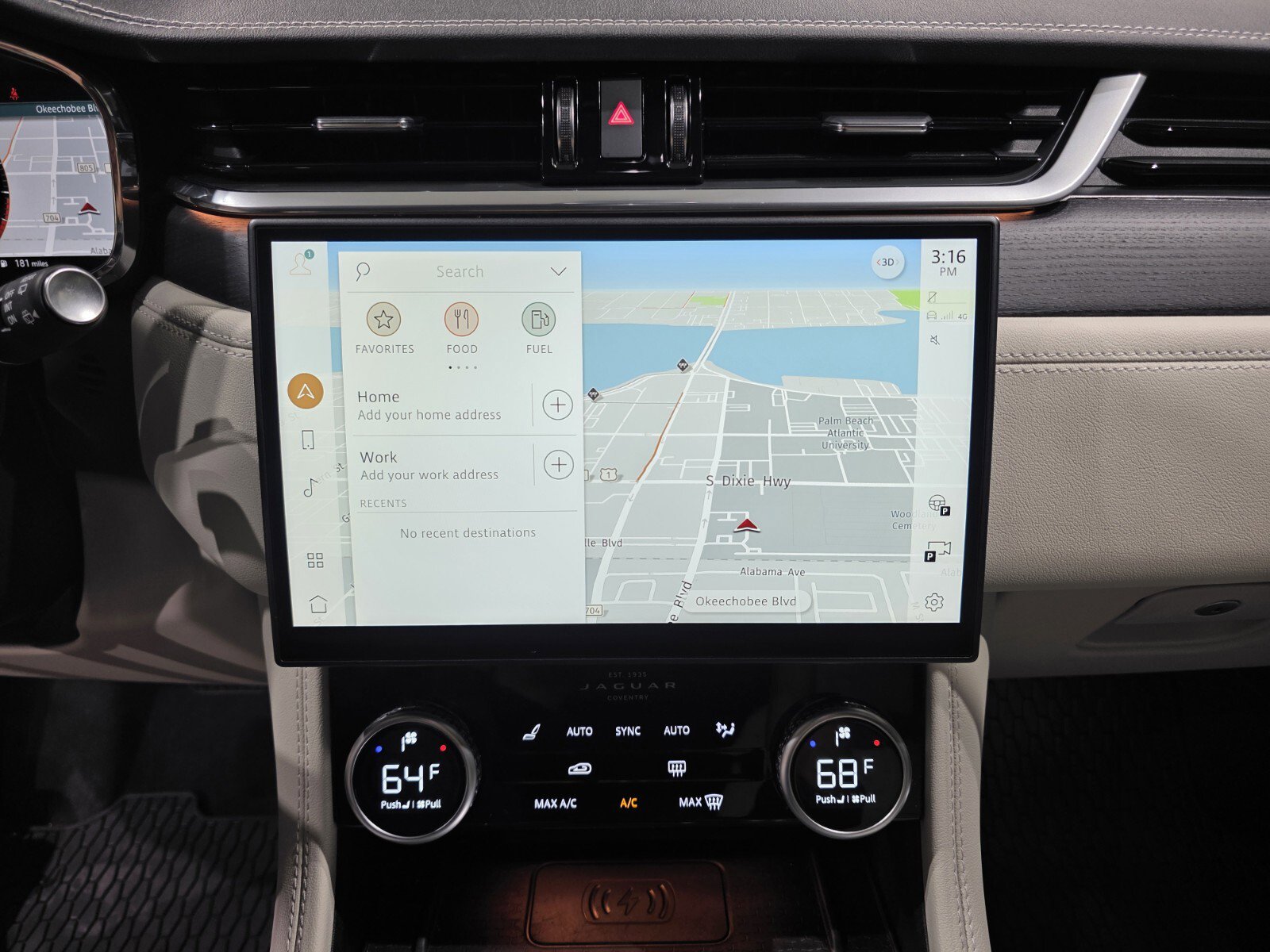 Used 2025 Jaguar F-PACE R-Dynamic S AWD/4WD image 17