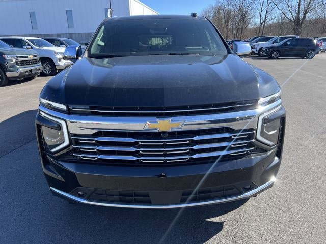 New 2025 Chevrolet Suburban Premier image 9