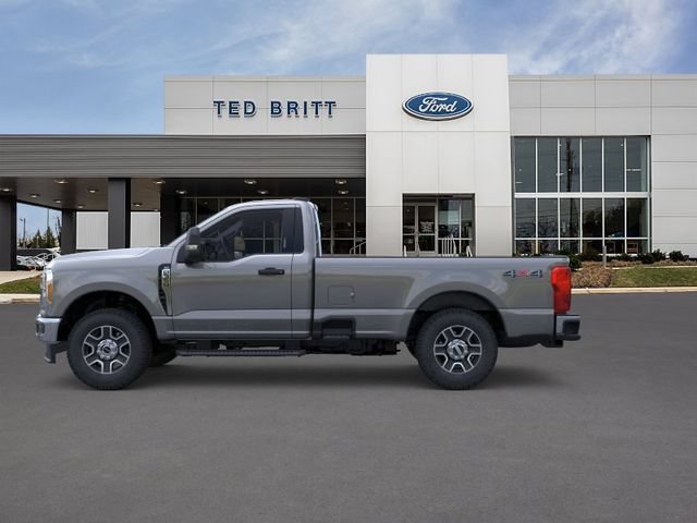 Used 2025 Ford F350 XLT AWD/4WD image 4