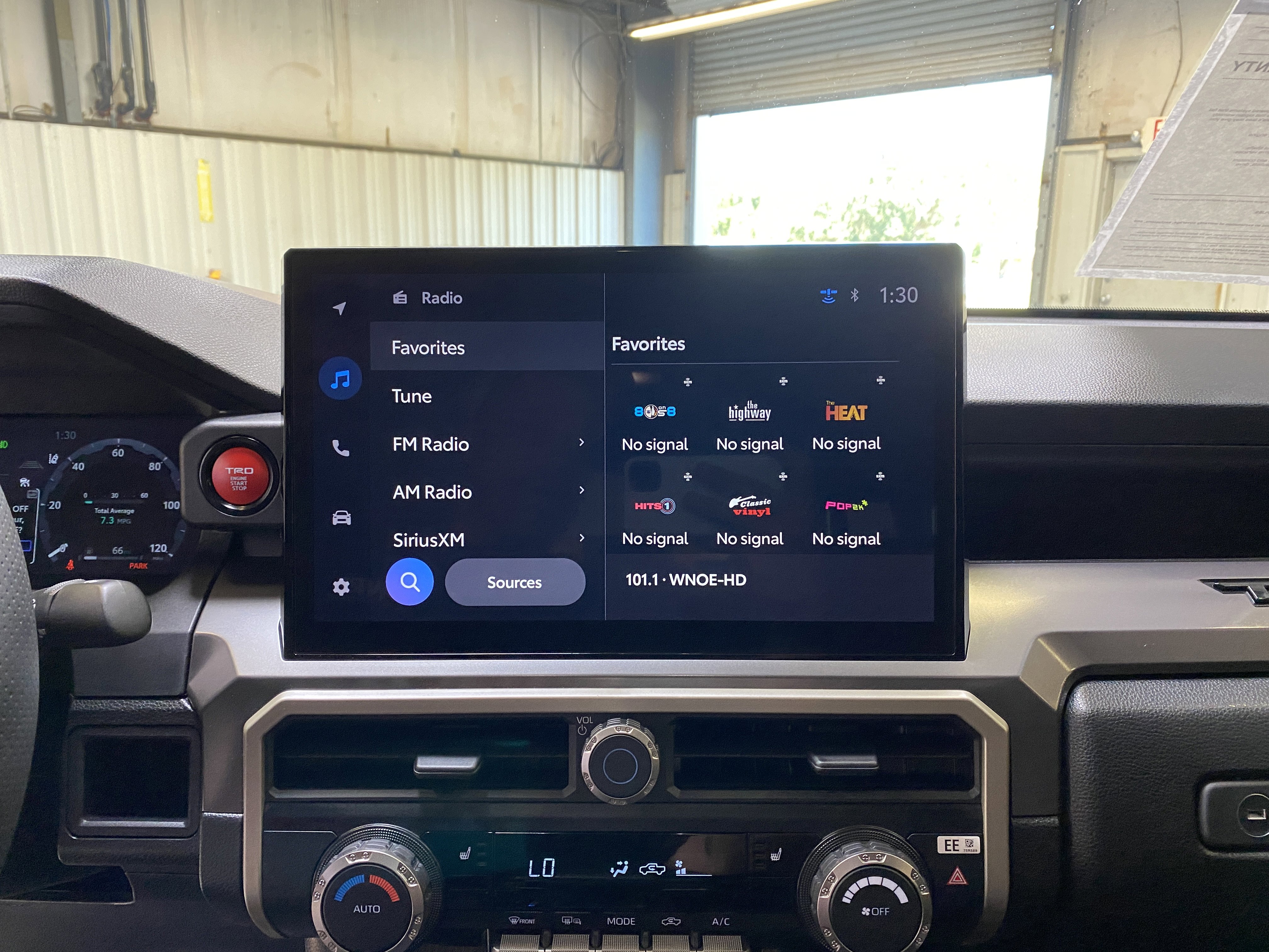Used 2025 Toyota Tacoma TRD Sport image 39