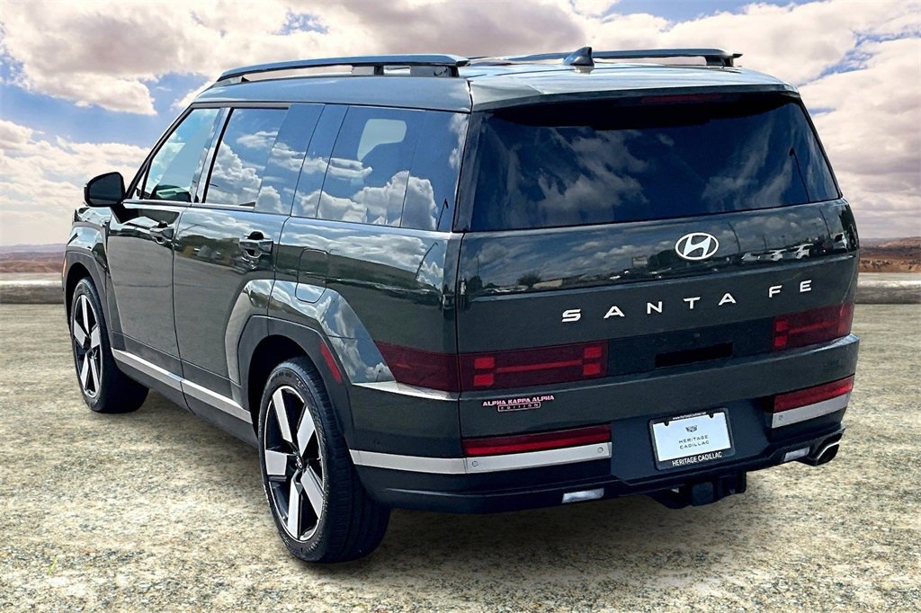 Used 2025 Hyundai Santa Fe Limited image 4