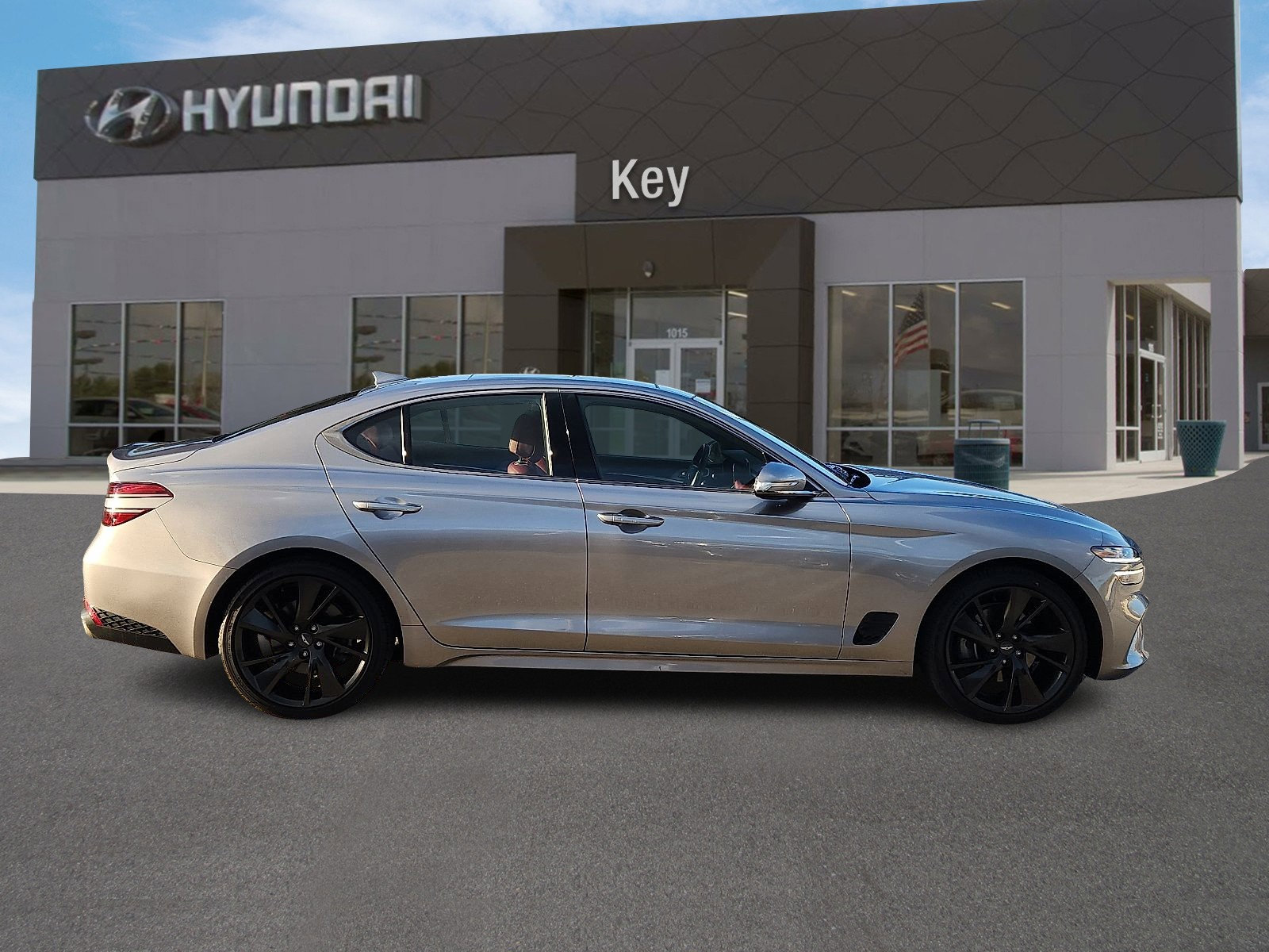 Used 2023 Genesis G70 2.0T w/ Sport Prestige Package image 3