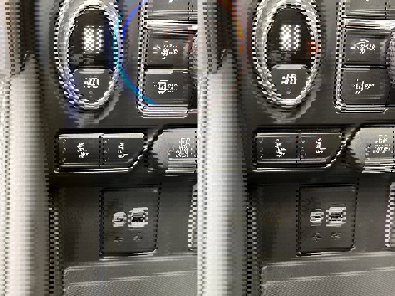 Certified 2024 Chevrolet Tahoe LT w/ LT Signature Package image 26