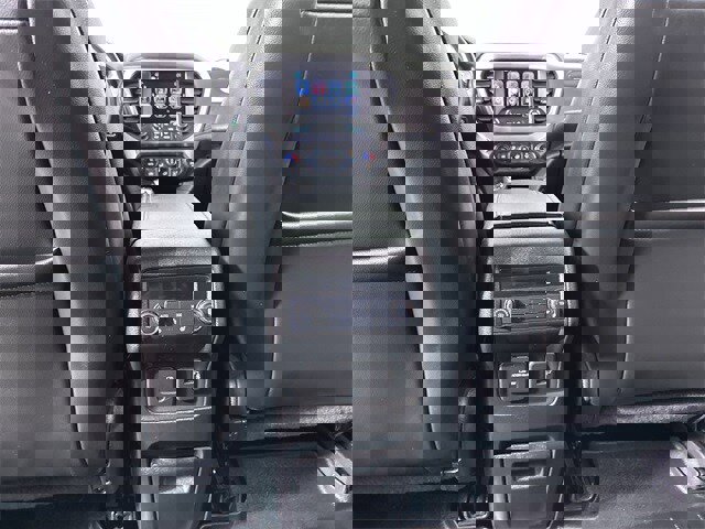 Used 2019 GMC Acadia SLT image 22