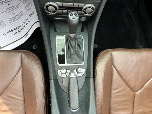 Used 2005 Mercedes-Benz SLK 350 image 21
