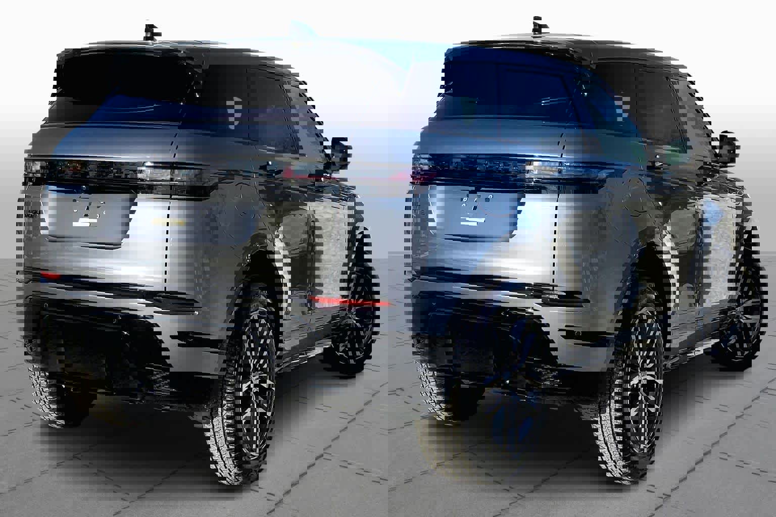 Certified 2026 Land Rover Range Rover Evoque Dynamic SE image 13