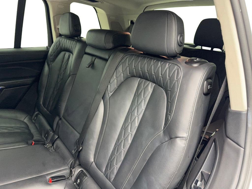 Used 2023 BMW X7 xDrive40i image 34