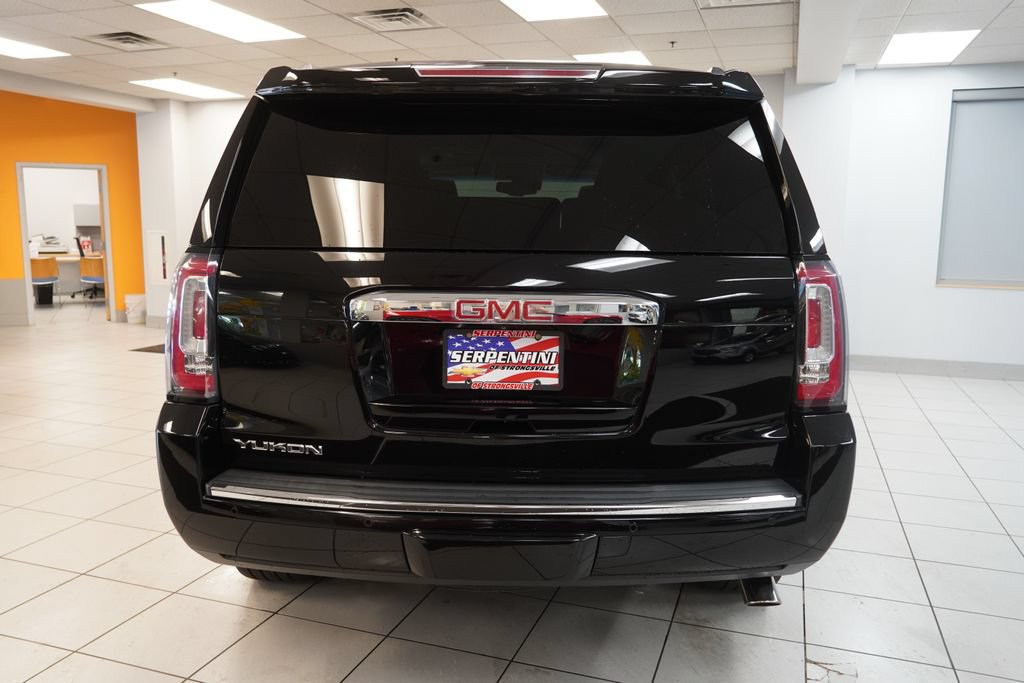 Used 2018 GMC Yukon Denali w/ Denali Ultimate Package AWD/4WD image 9