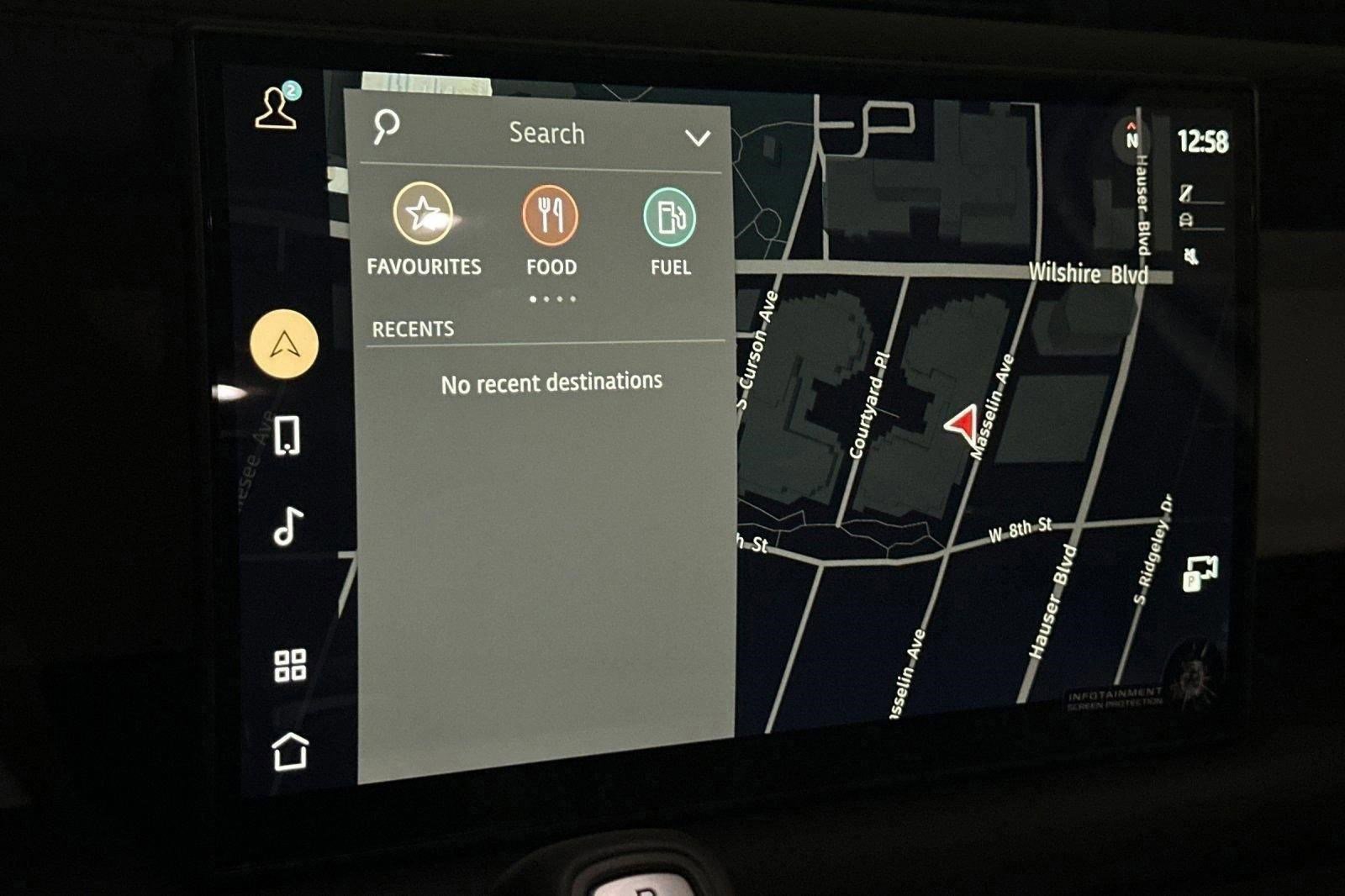 New 2025 Land Rover Defender 130 X-Dynamic SE AWD/4WD image 28