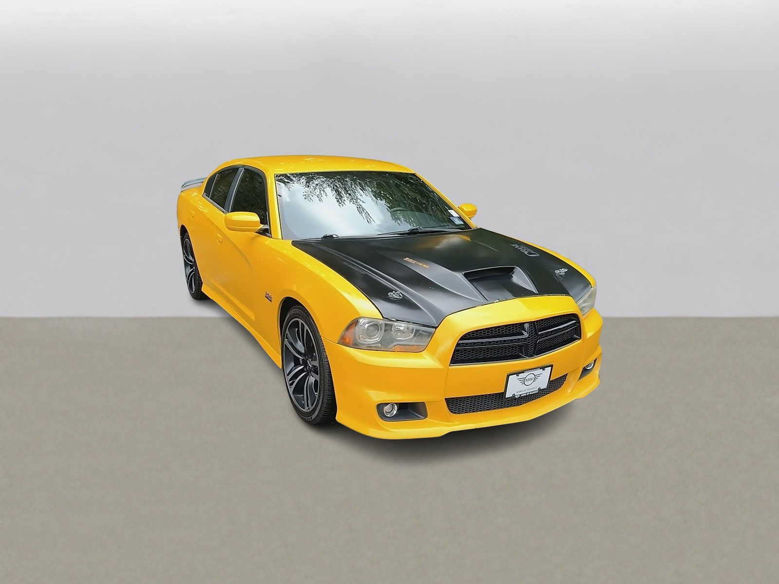 Used 2012 Dodge Charger SRT8 Super Bee w/ Driver Convenience Group II RWD image 3