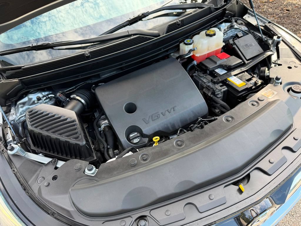 Used 2023 Buick Enclave Essence FWD image 25
