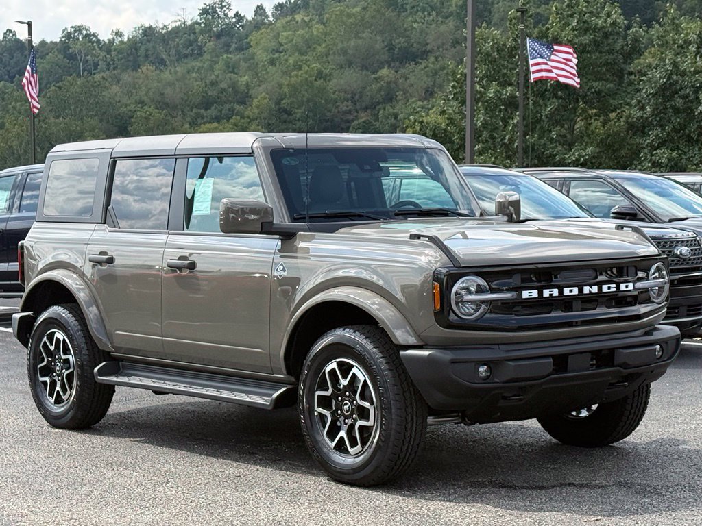 New 2026 Ford Bronco Outer Banks AWD/4WD image 31