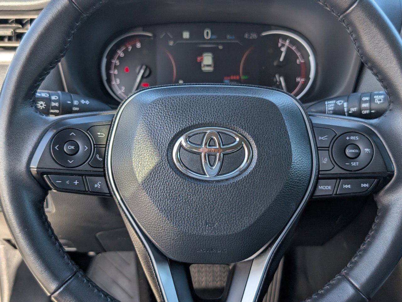 Used 2024 Toyota RAV4 Adventure image 18