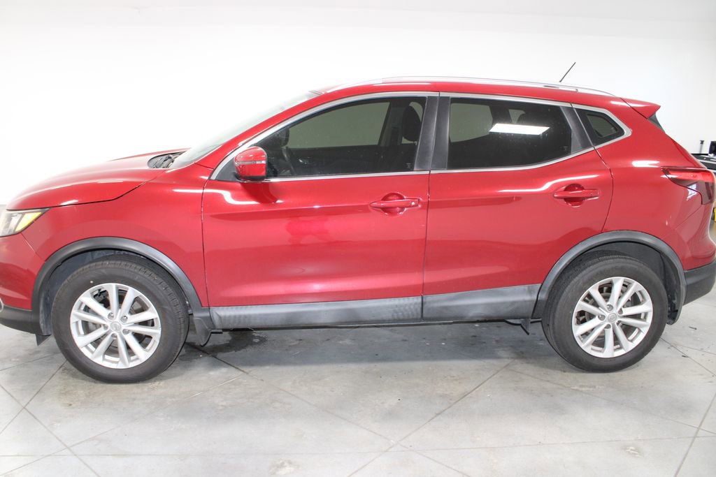 Used 2017 Nissan Rogue Sport SV w/ SV All-Weather Package FWD image 6