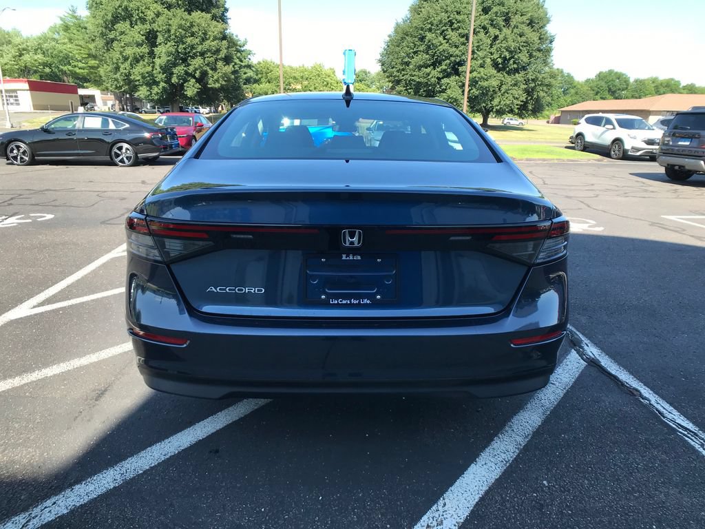 Certified 2023 Honda Accord EX image 13