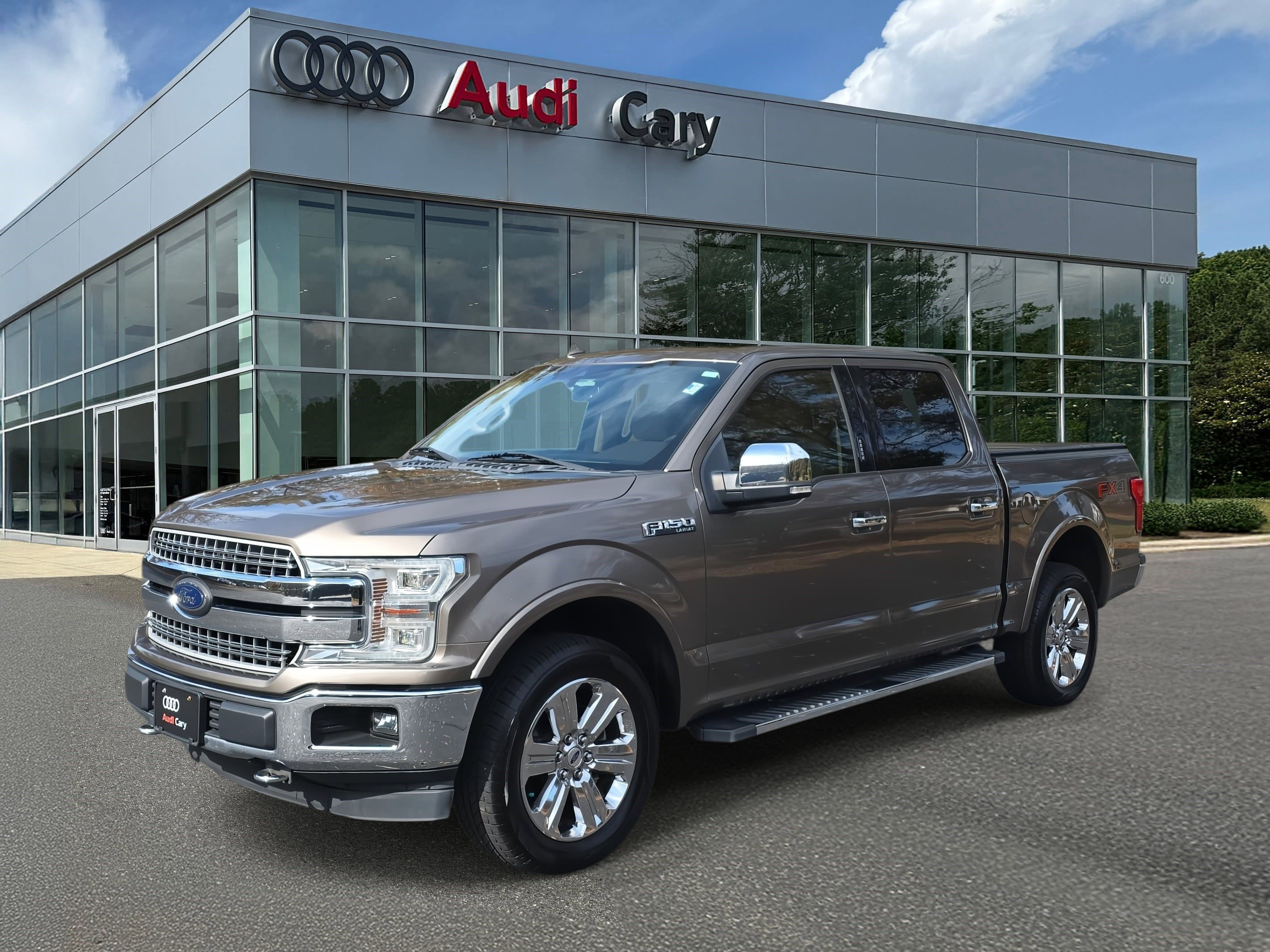 Used 2018 Ford F150 Lariat w/ Equipment Group 502A Luxury