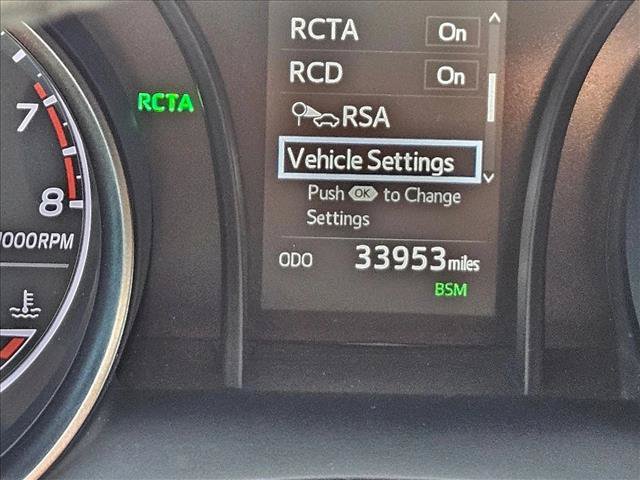 Used 2023 Toyota Camry SE w/ Convenience Package FWD image 11