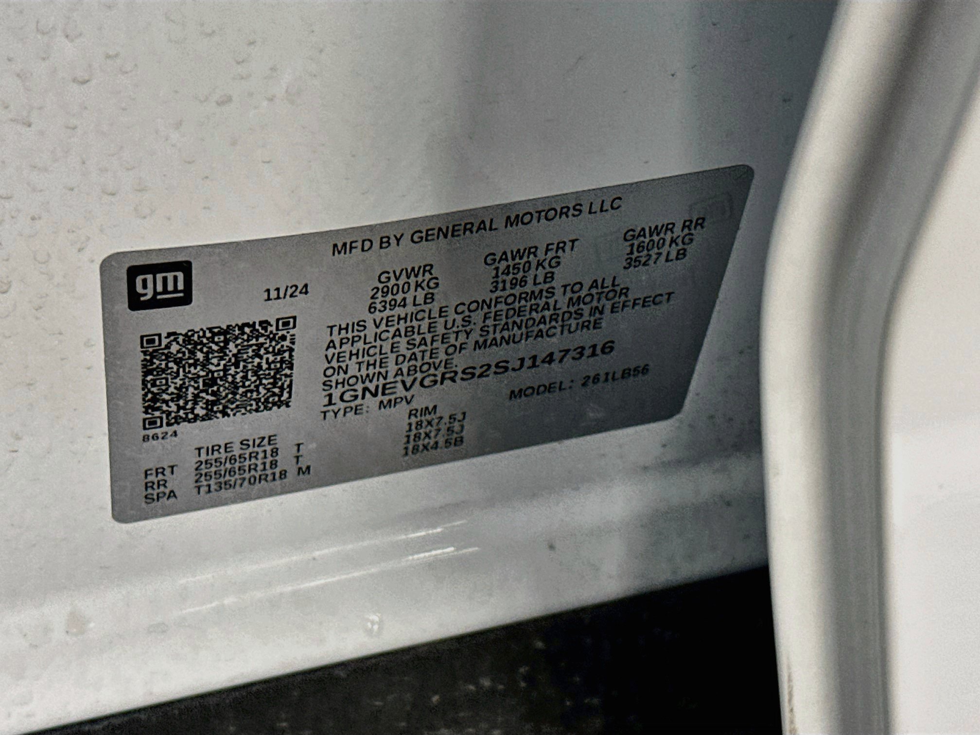 Used 2025 Chevrolet Traverse LT AWD/4WD image 12