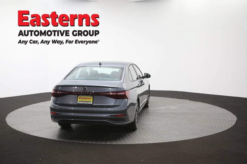 Used 2025 Volkswagen Jetta Sport FWD image 38