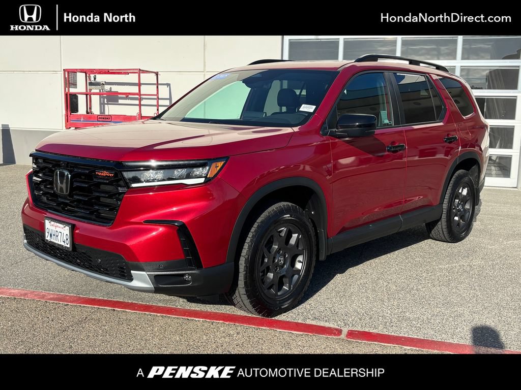 Used 2025 Honda Pilot TrailSport