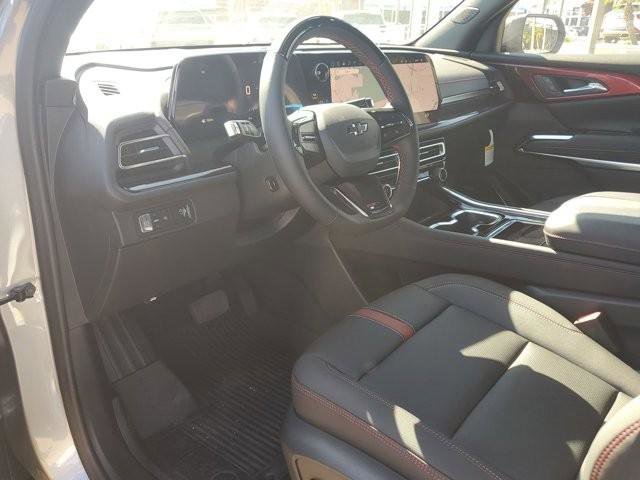 New 2026 Chevrolet Traverse RS w/ LPO, Floor Liner Package image 20