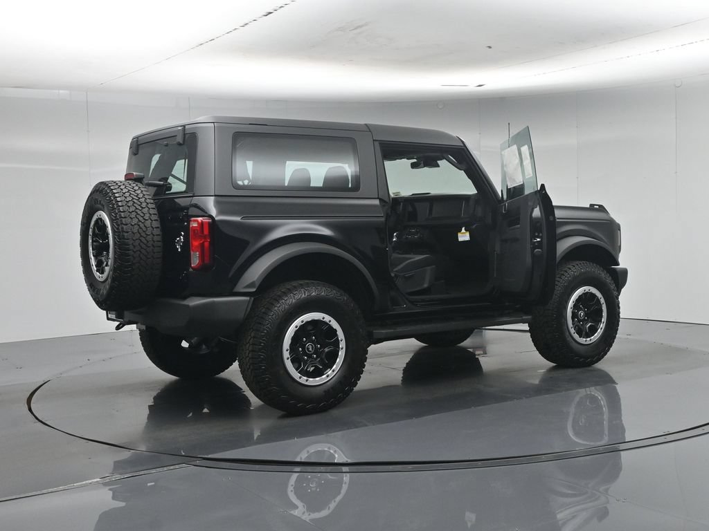 New 2026 Ford Bronco 2-Door w/ Sasquatch Package AWD/4WD image 5