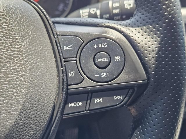 Used 2019 Toyota RAV4 XLE w/ Convenience Package FWD image 34