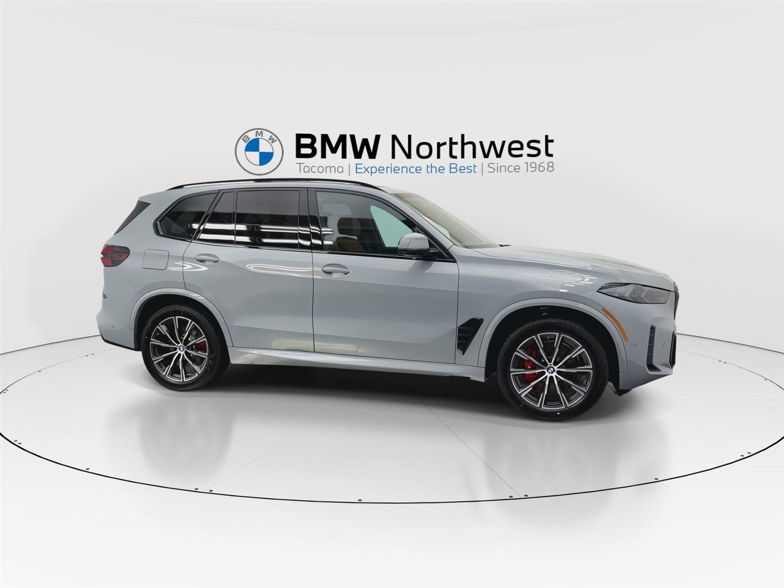 New 2026 BMW X5 xDrive40i w/ M Sport Package image 5