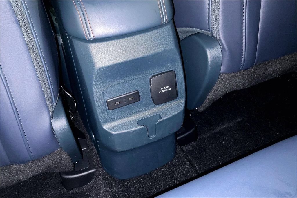 Used 2025 Ford Maverick Lariat AWD/4WD image 30