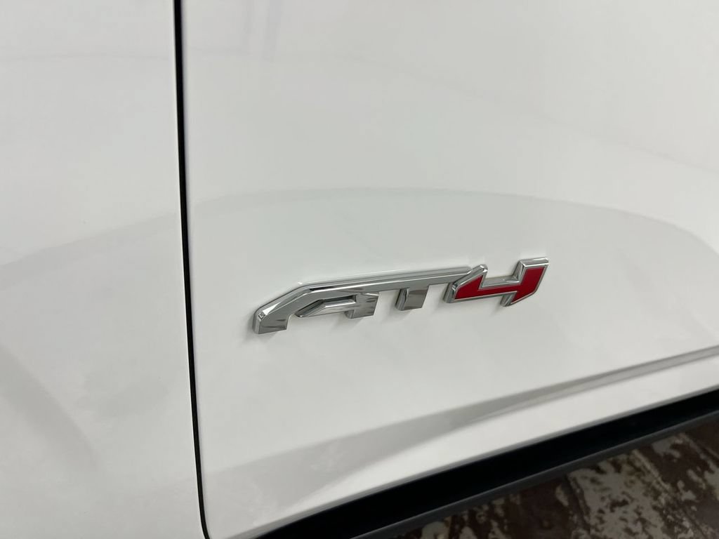 Used 2022 GMC Yukon XL AT4 AWD/4WD image 28