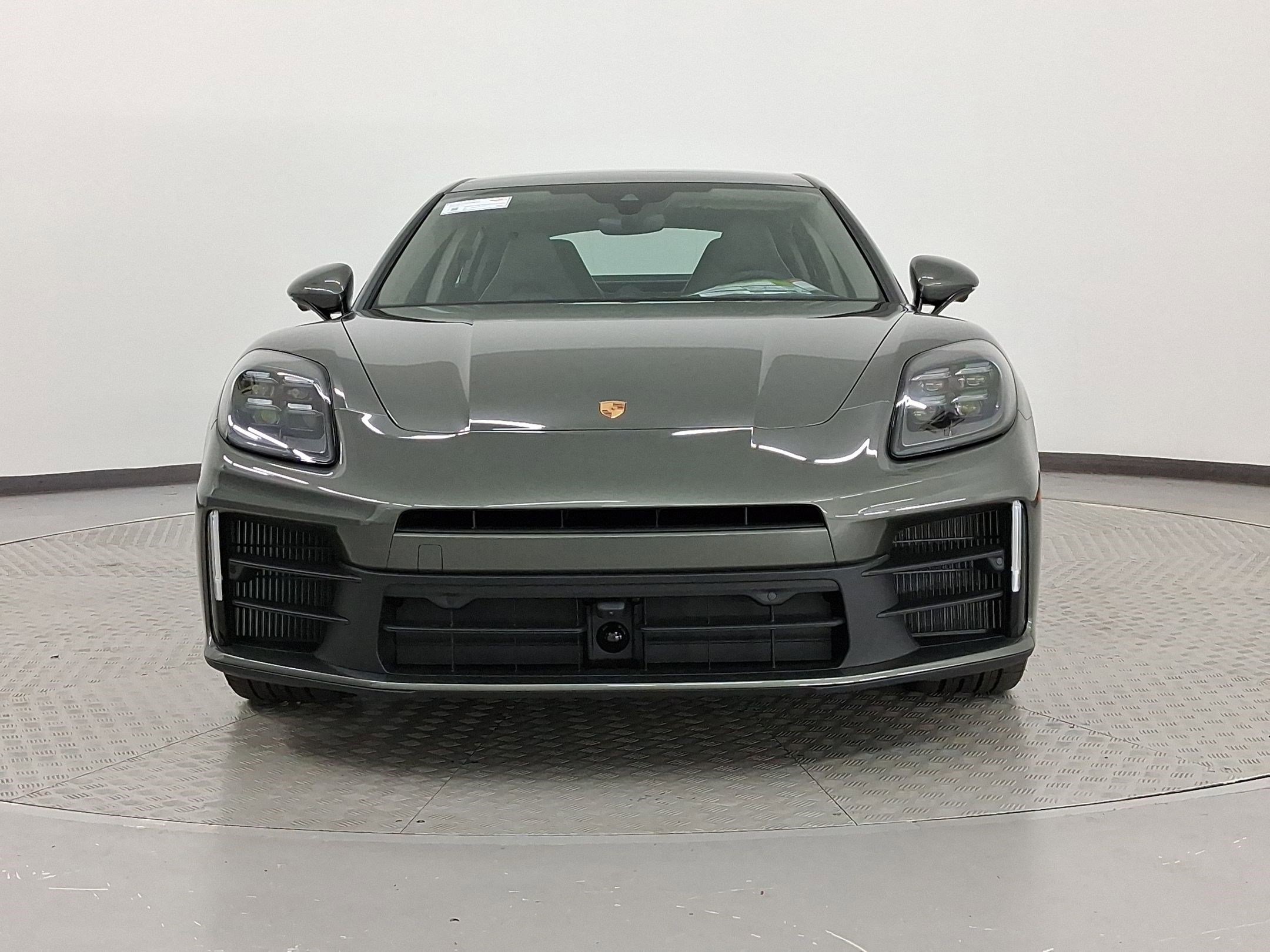 New 2026 Porsche Panamera 4 image 6