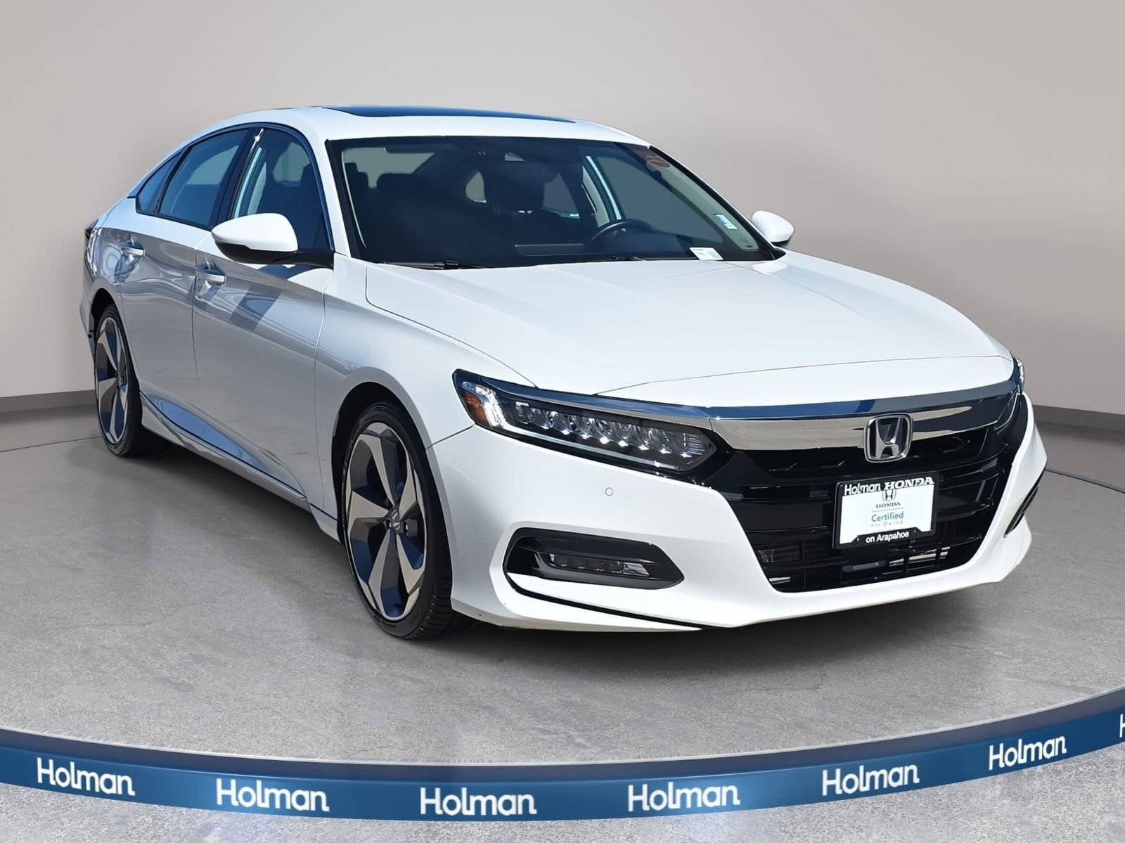 Certified 2018 Honda Accord Touring image 4