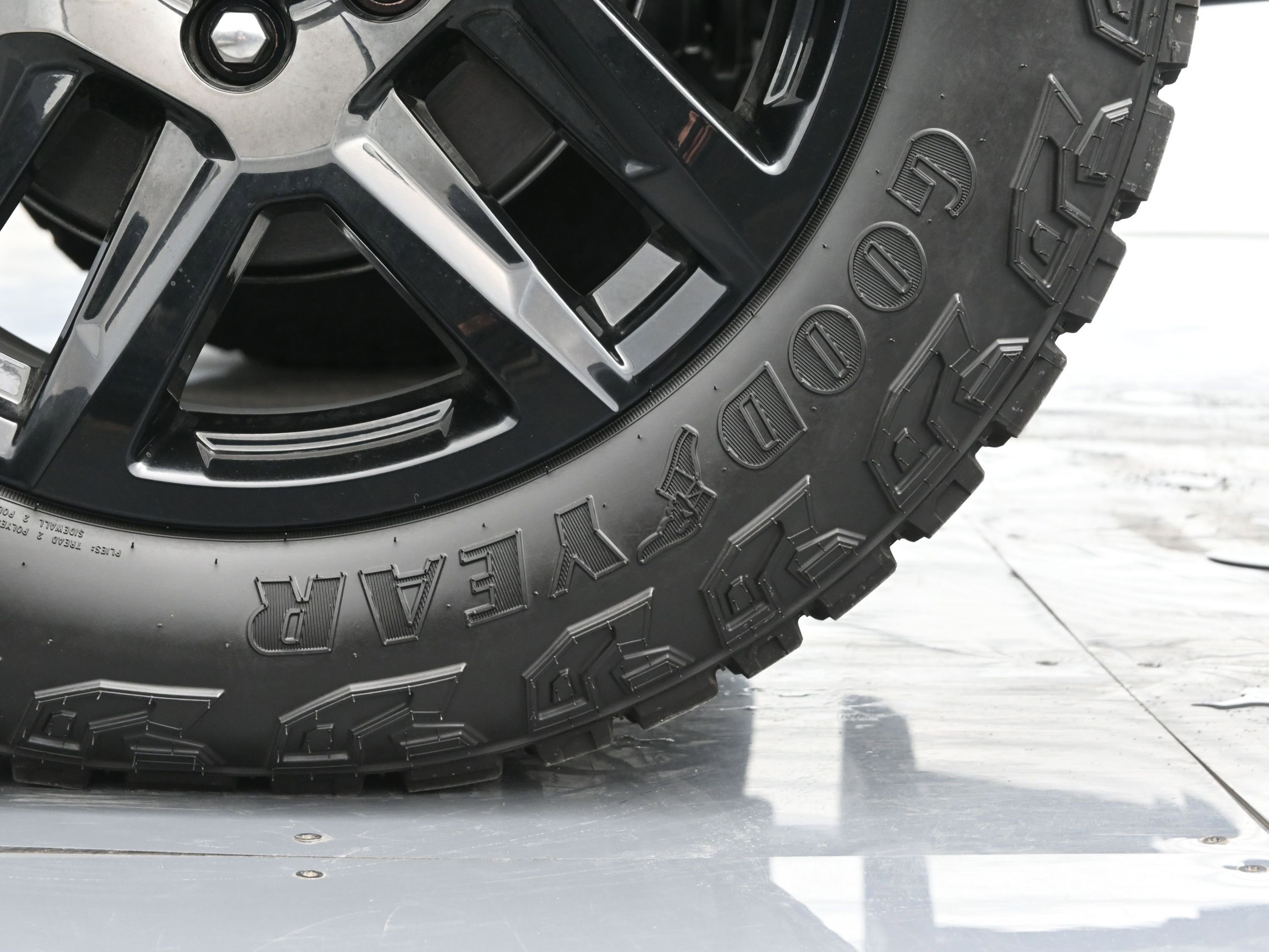 Used 2026 Chevrolet Silverado 1500 LT Trail Boss w/ Safety Package image 45