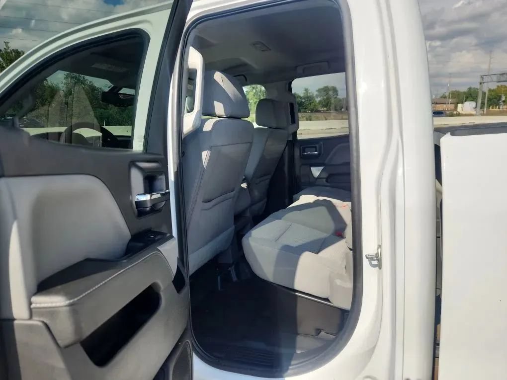 Used 2016 Chevrolet Silverado 2500 LT w/ LT Fleet Convenience Package AWD/4WD image 16