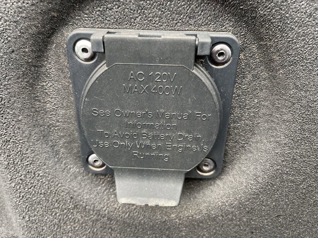 Used 2024 Nissan Frontier SV w/ SV Convenience Package image 38