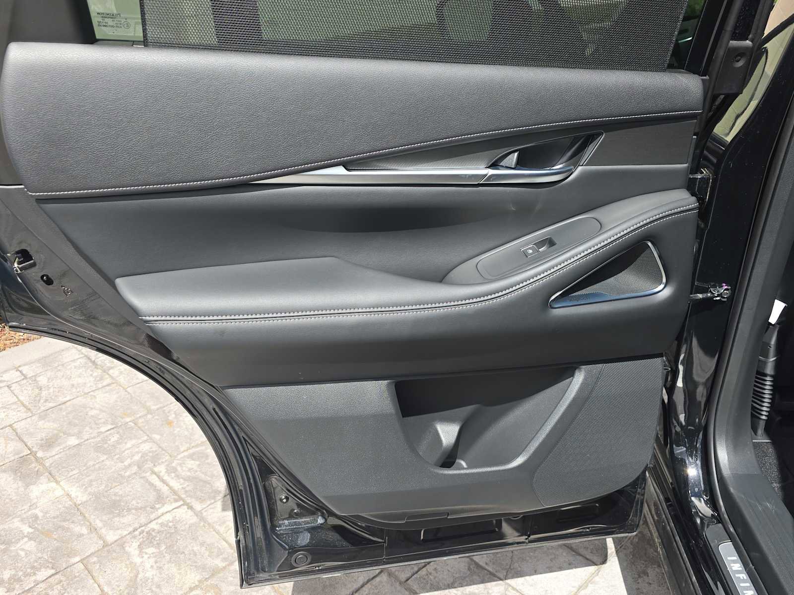 Certified 2026 INFINITI QX60 Luxe w/ Cargo Package image 10