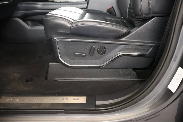 Used 2025 Ford F450 Platinum AWD/4WD image 13