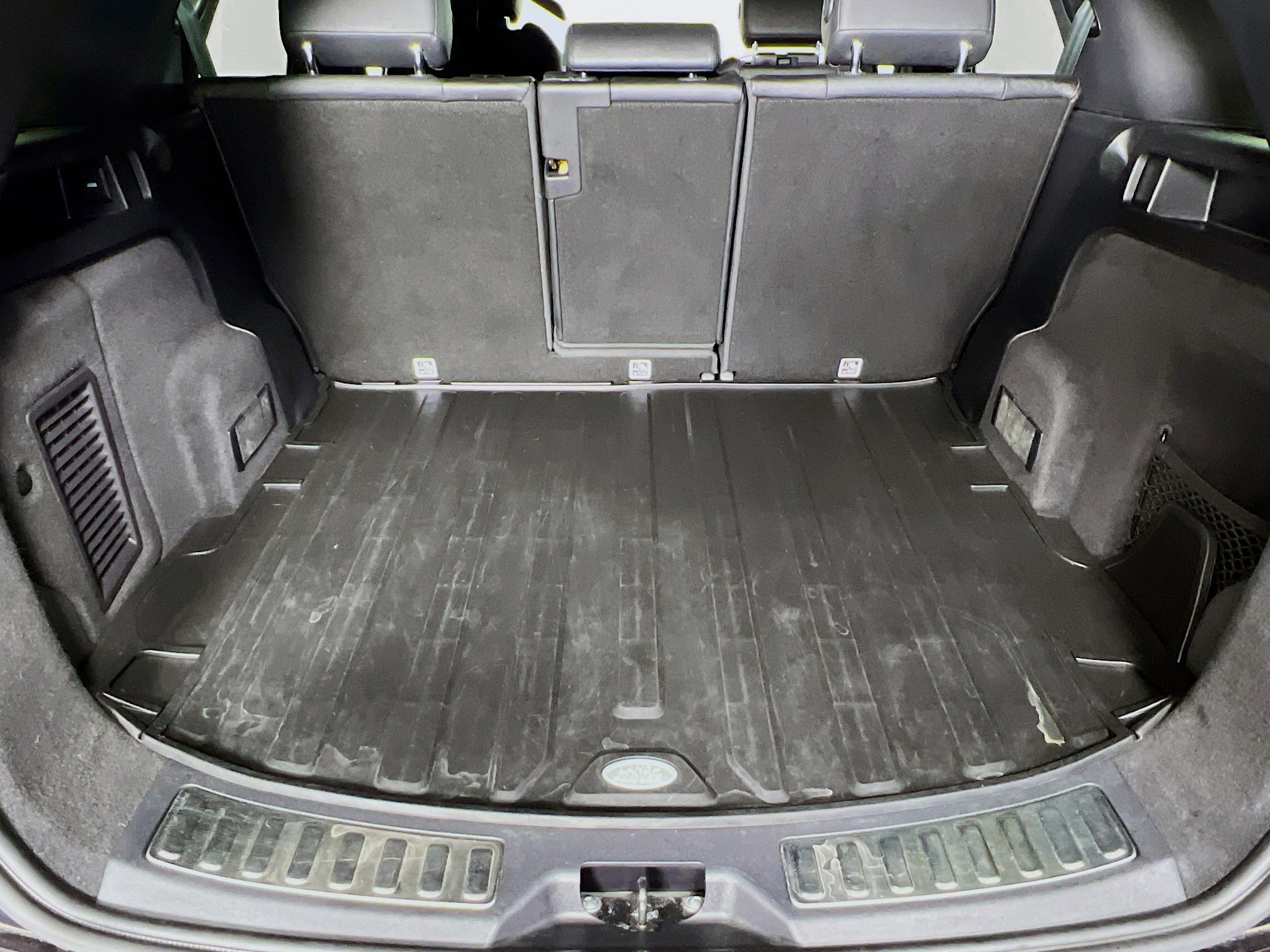 Used 2022 Land Rover Discovery Sport S R-Dynamic image 25