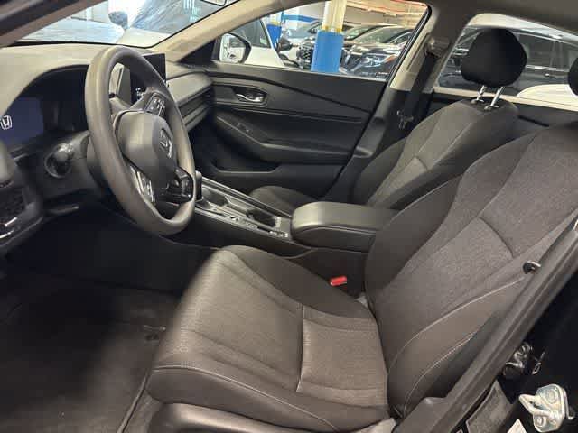 Used 2024 Honda Accord EX image 9