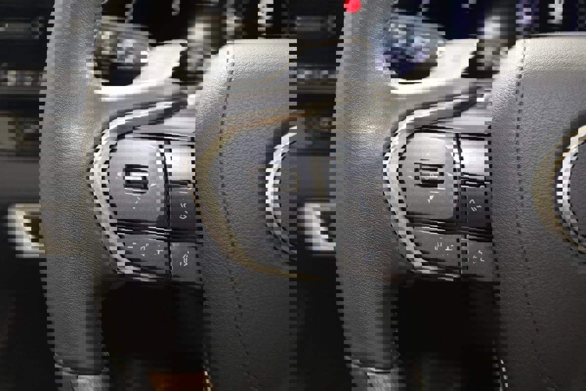 Used 2023 Lexus RX 350 Premium image 43