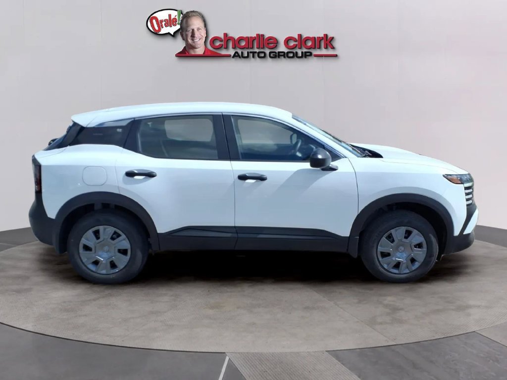 New 2027 Nissan Kicks S FWD image 6