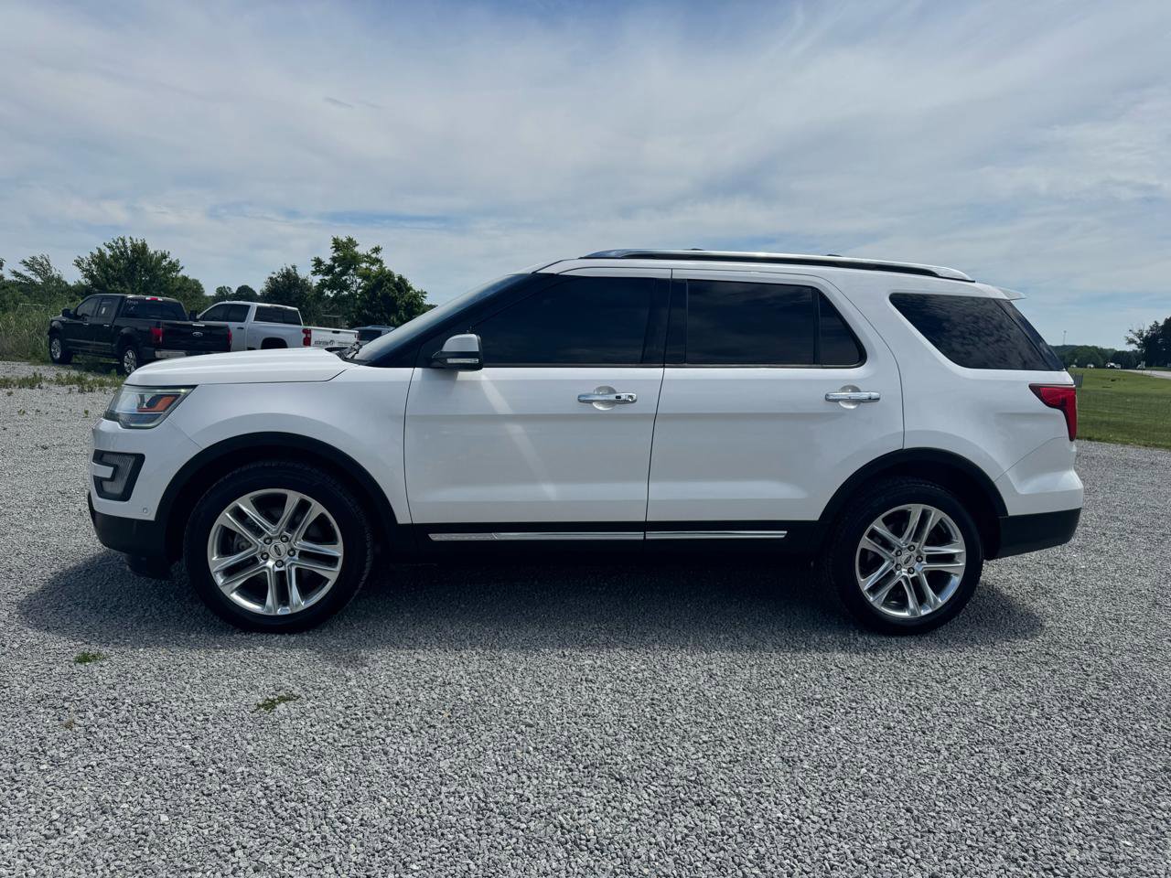 Used 2016 Ford Explorer Limited w/ Equipment Group 301A AWD/4WD image 5